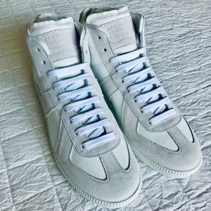 Maison Margiela 22 Tonal High Sneaker US 42